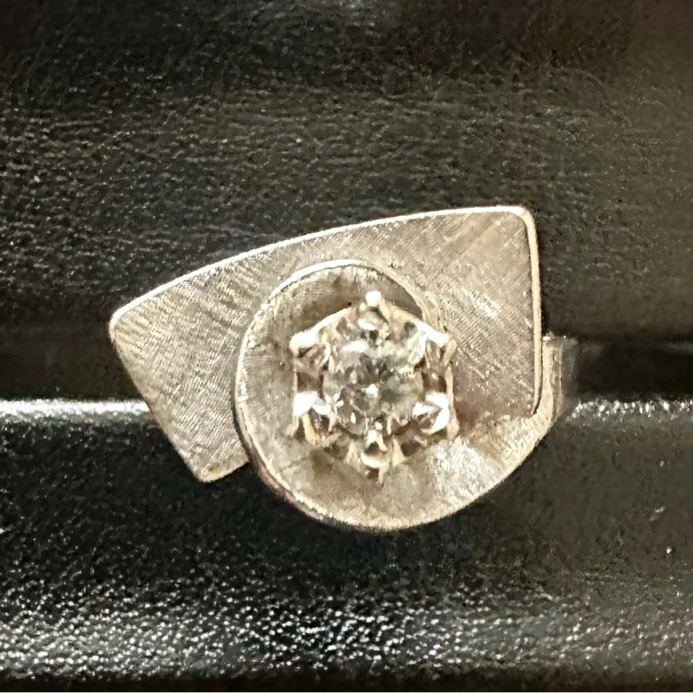 14k White Gold Diamond Ring Size 5 1/2 - Picture 4 of 13